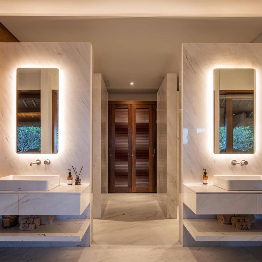 Wangi Felixe - bathroom